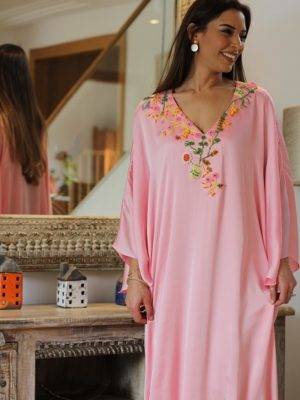 Modele robe traditionnelle online tunisienne moderne